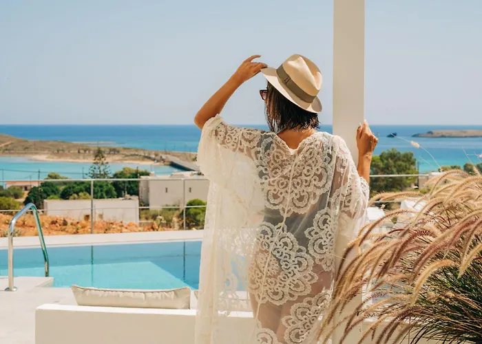 Makrikythera Luxury Suites - Private Pool Or Hot Tub Suites