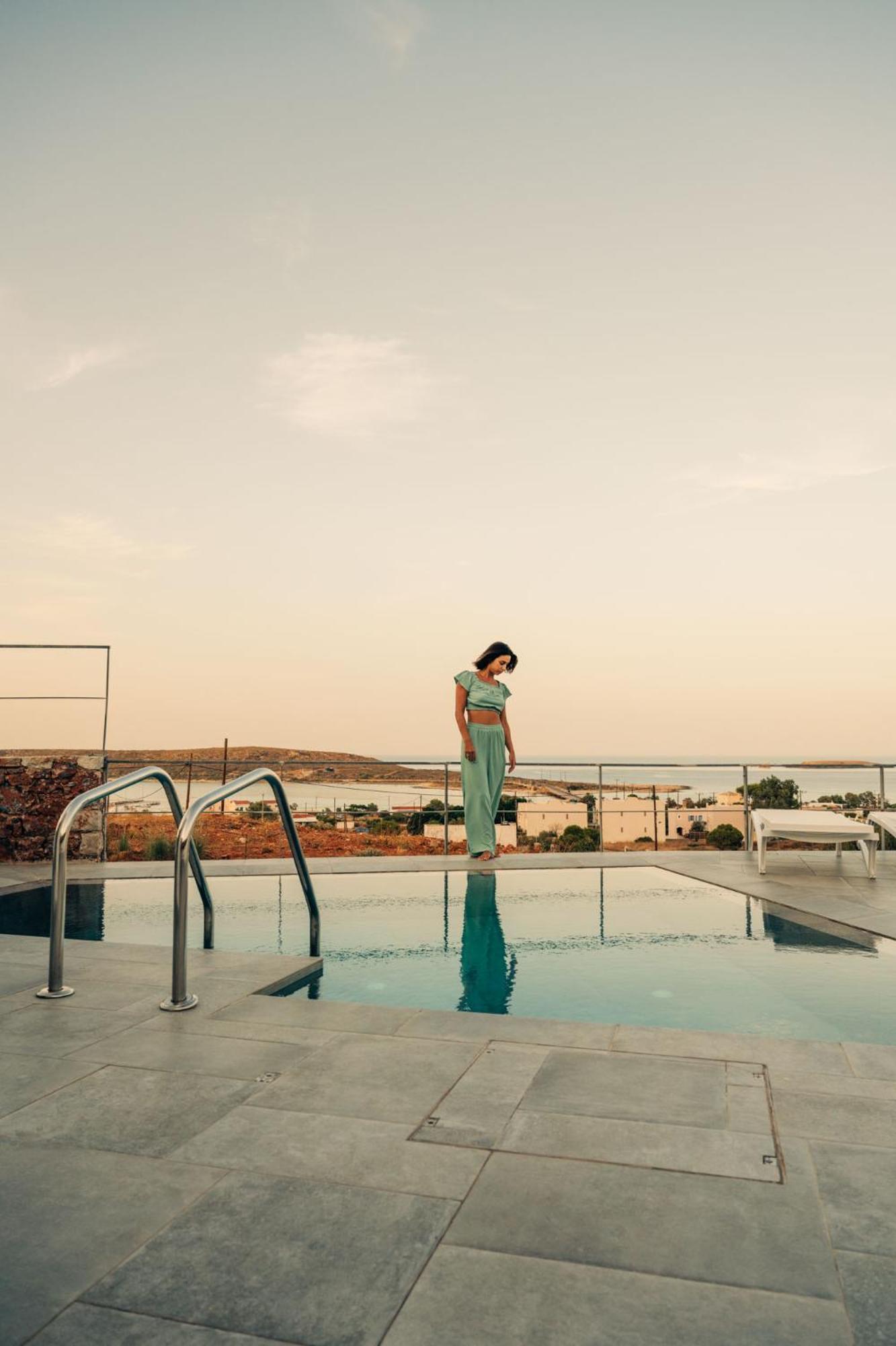 Makri Kythera Luxury - Private Pool Or Hot Tub
