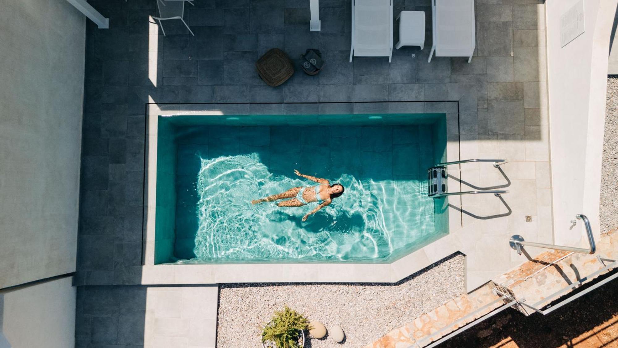Makri Kythera Luxury - Private Pool Or Hot Tub Apartment