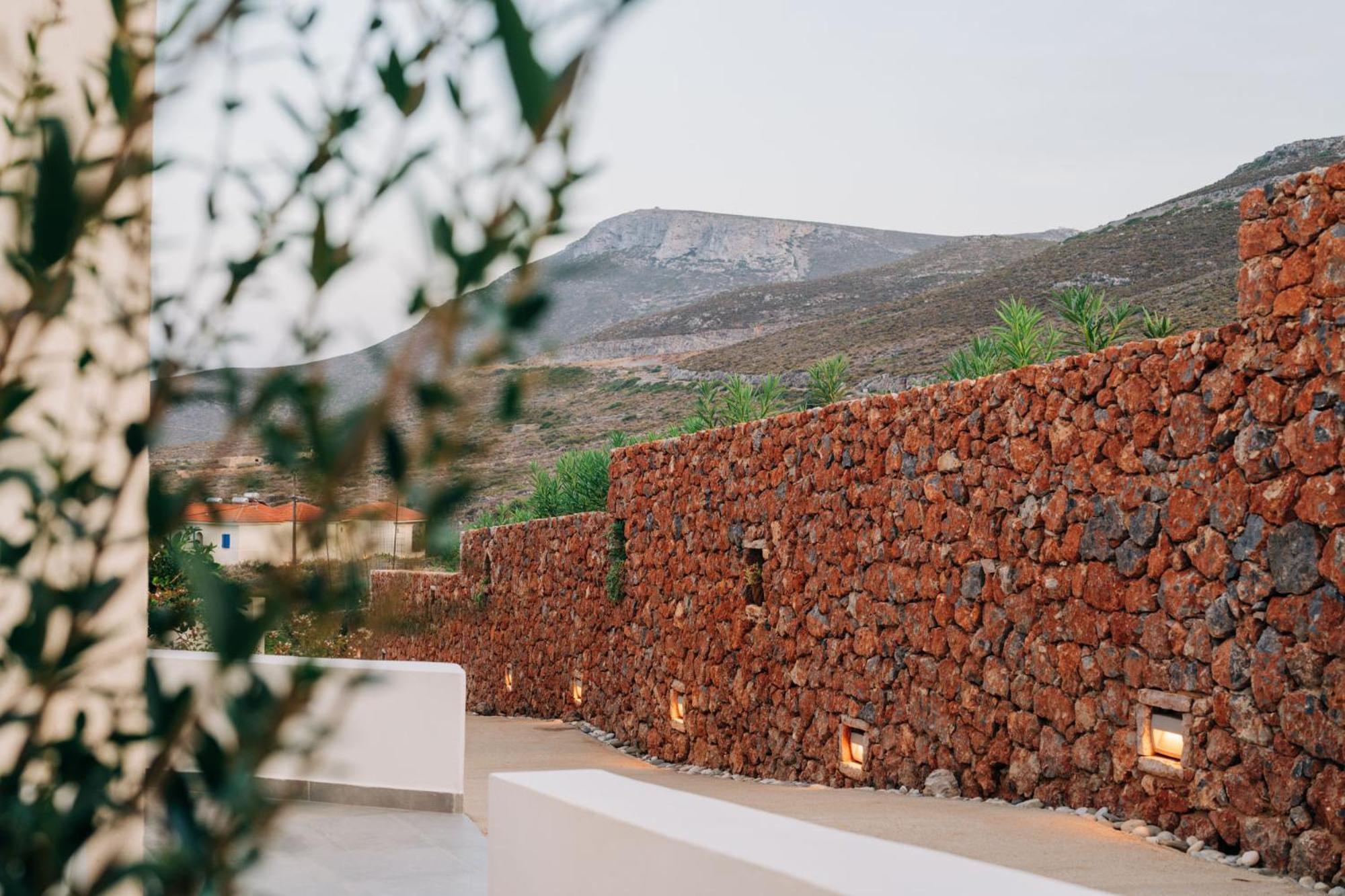 Makri Kythera Luxury - Private Pool Or Hot Tub *