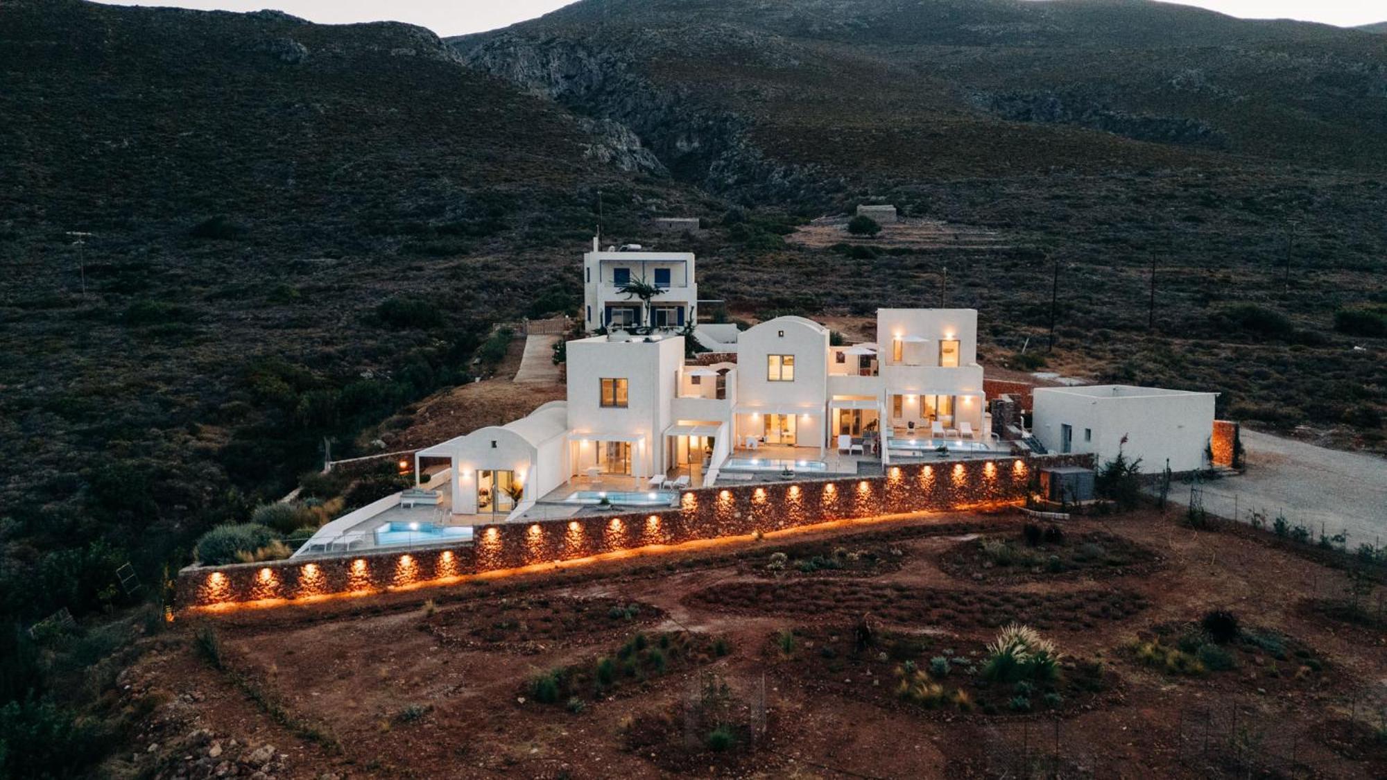 Apartment Makri Kythera Luxury - Private Pool Or Hot Tub Diakofti