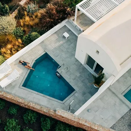 Makri Kythera Luxury Suites - Private Pool Or Hot Tub Suites Диакофти Экстерьер фото